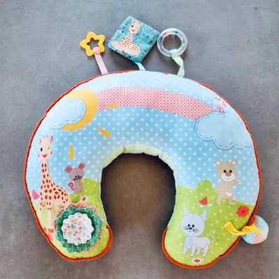 Coussin d’éveil bébé tummy time / éveil / 0-6 mois / Sophie la girafe– activités
